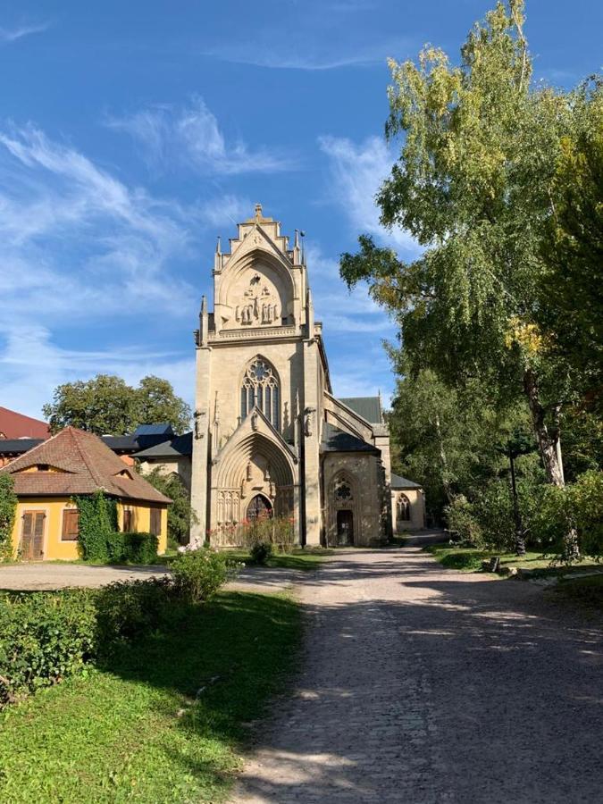 Hotel Garni Zum Rebstock Naumburg (Saale) Exterior foto