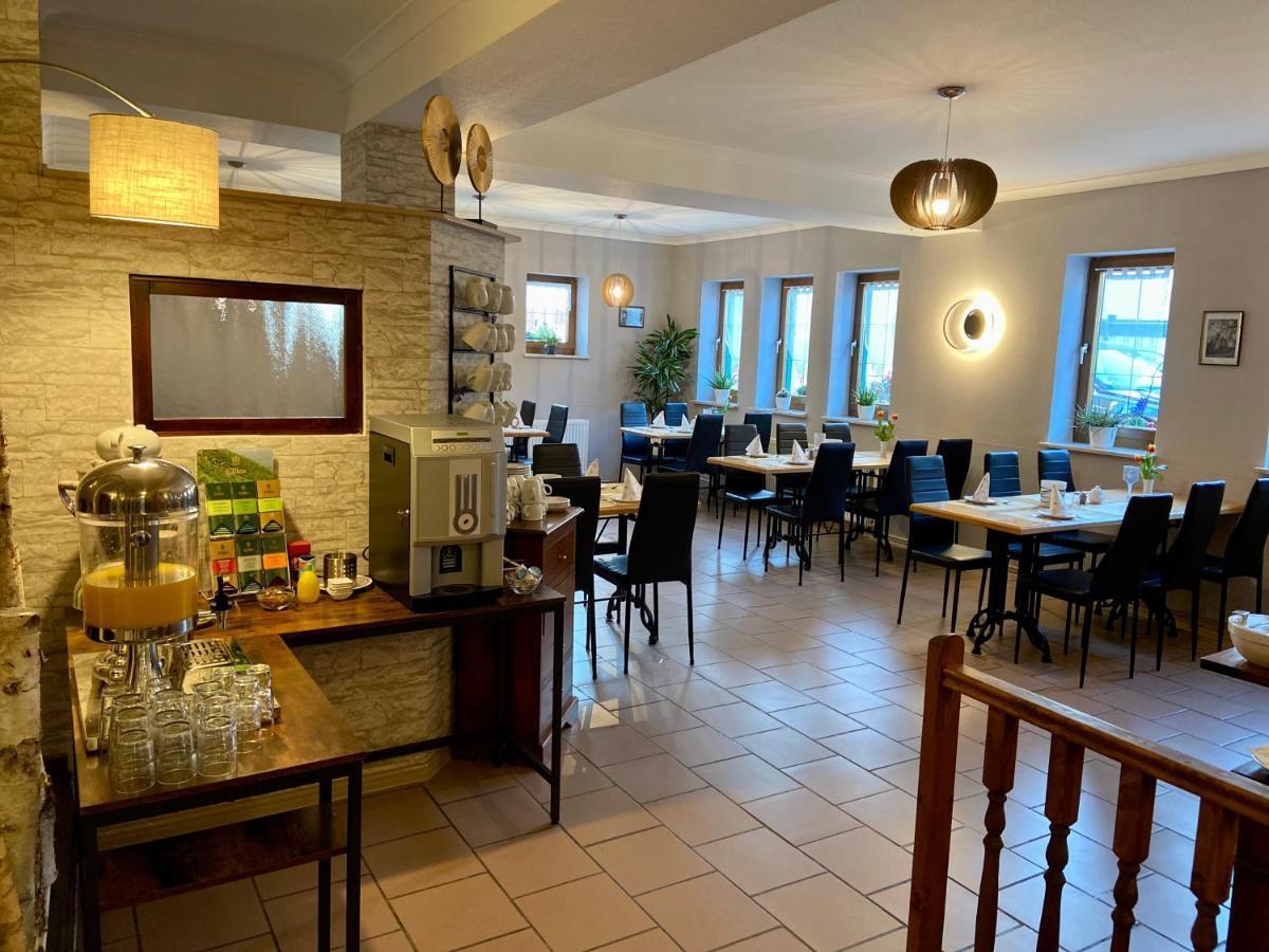 Hotel Garni Zum Rebstock Naumburg (Saale) Exterior foto